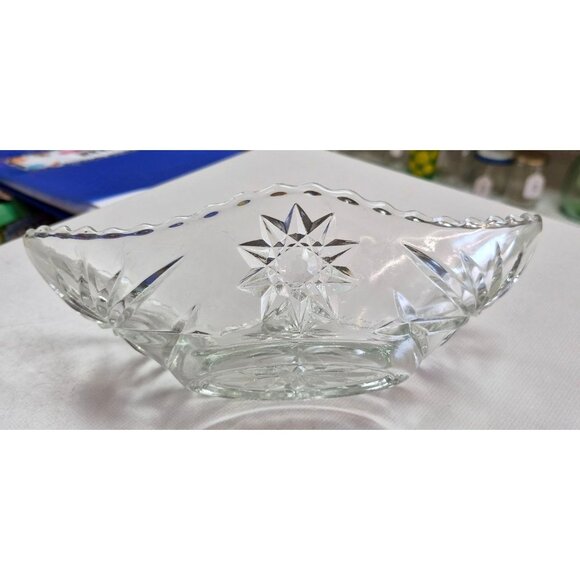 Vintage Clear Glass Starburst Design Decorative Bowl - Picture 3 of 7
